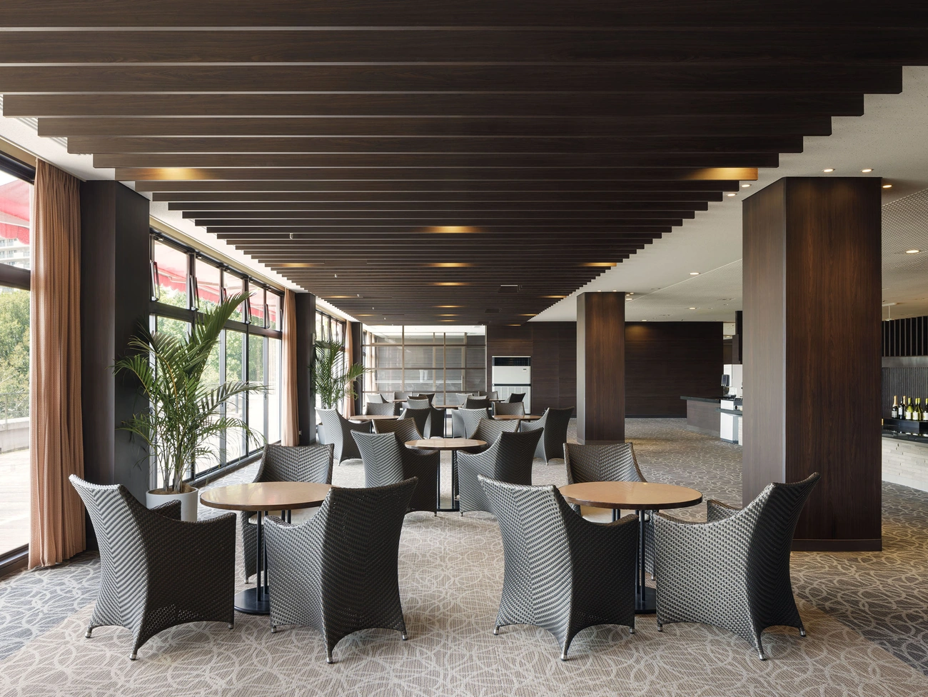 ラウンジイメージトップ｜グランドメルキュール伊勢志摩リゾート＆スパ