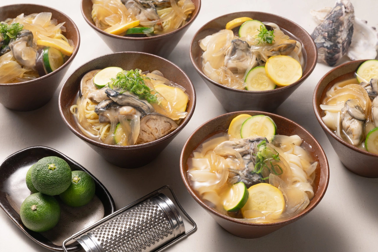 的矢湾産牡蠣と夏野菜のあんかけ